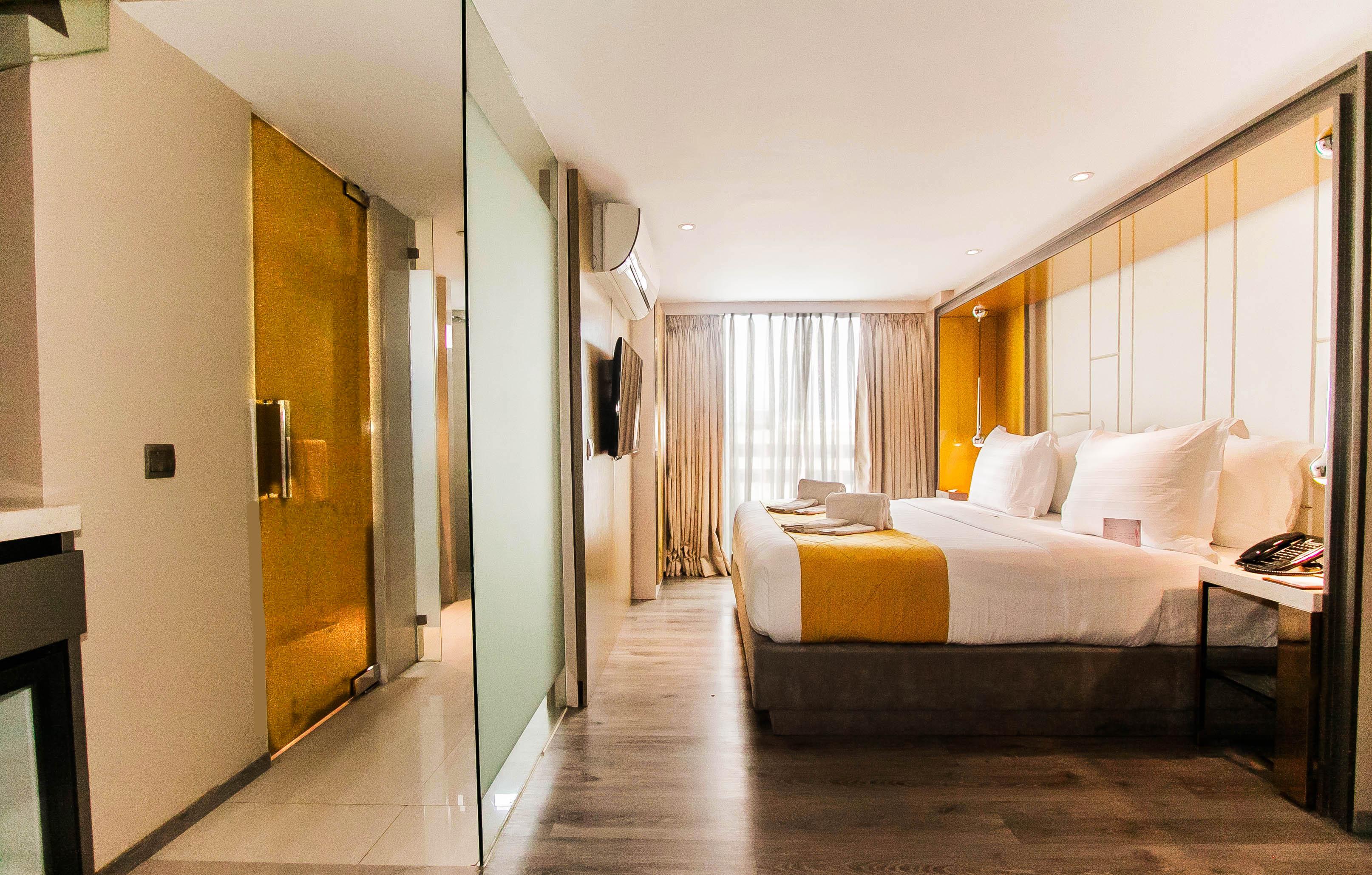 Hotel Xyz Таклобан Екстериор снимка